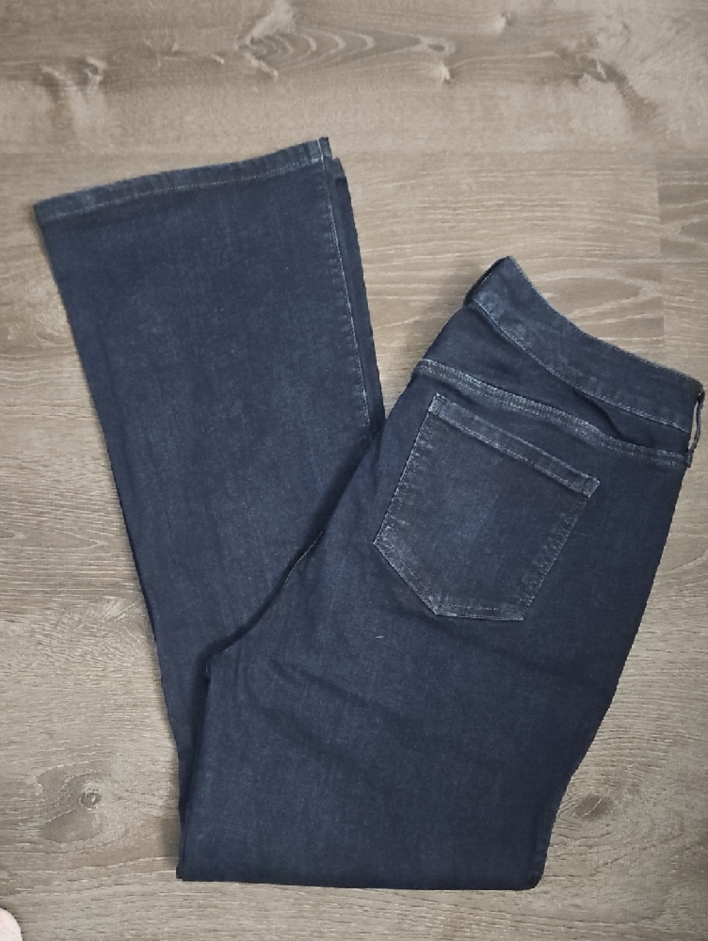 EUC torrid Dark Indigo Flare Jeans Sz 16R/20R